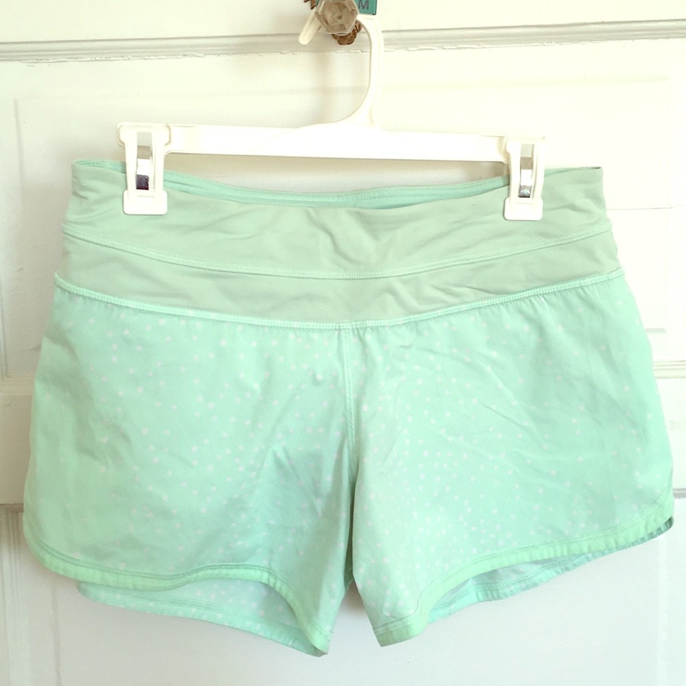 Groovy Run Lululemon shorts size 6
